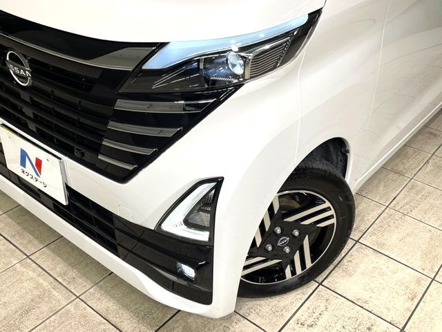 NISSAN ROOX 2023
