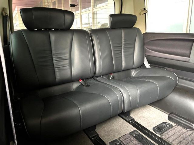 NISSAN ELGRAND  4WD 2009