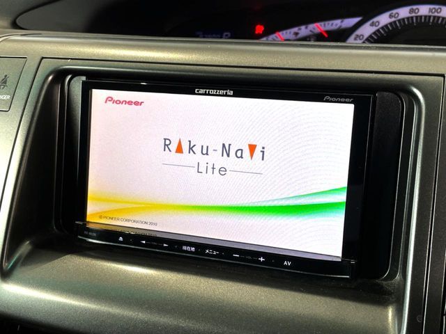 TOYOTA ESTIMA  4WD 2011