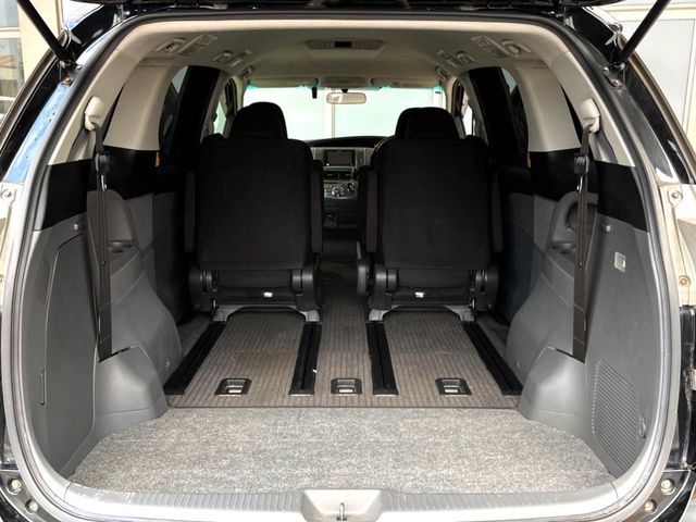 TOYOTA ESTIMA  4WD 2011