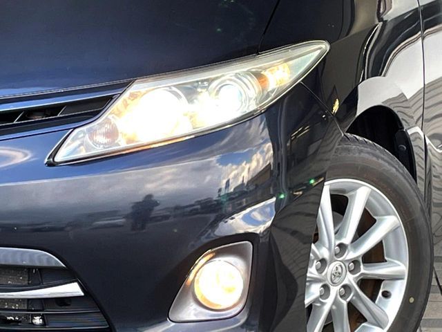 TOYOTA ESTIMA  4WD 2011