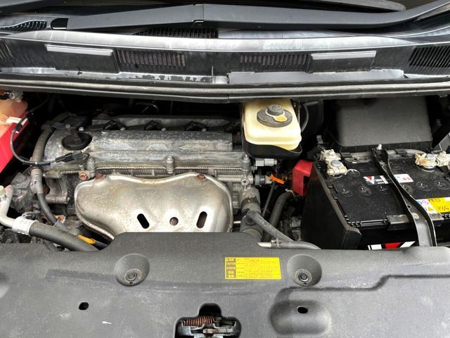 TOYOTA ESTIMA  4WD 2011