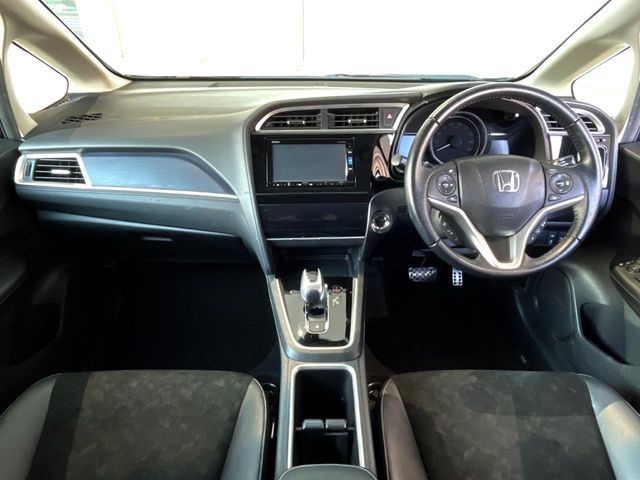 HONDA SHUTTLE HYBRID 2018