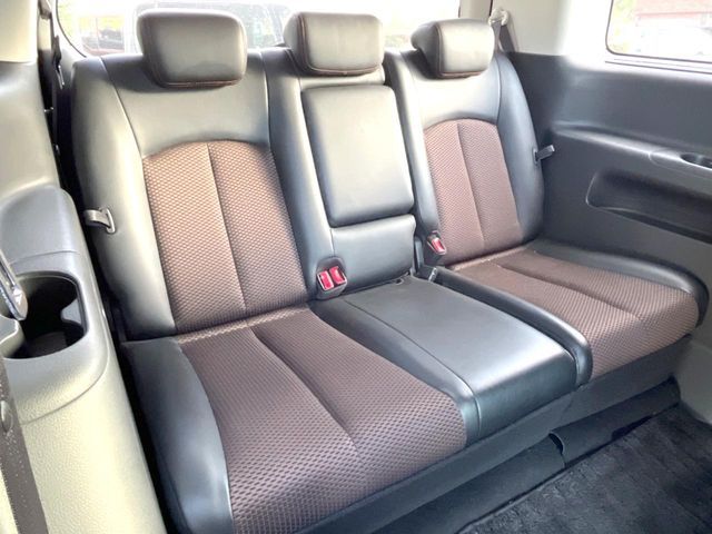 NISSAN ELGRAND 2010