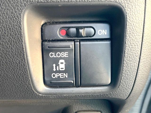 HONDA N BOX CUSTOM 2017