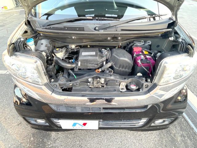 HONDA N BOX CUSTOM 2017