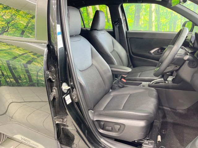 TOYOTA YARIS CROSS 2025