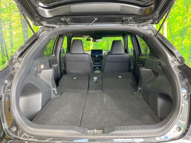 TOYOTA YARIS CROSS 2025