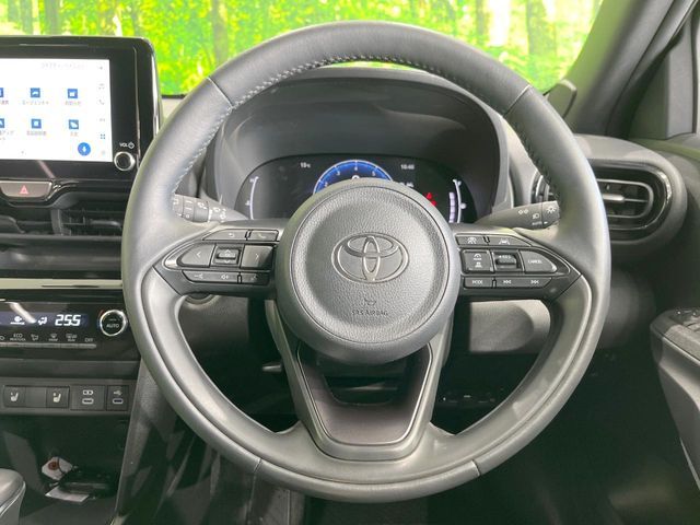 TOYOTA YARIS CROSS 2025