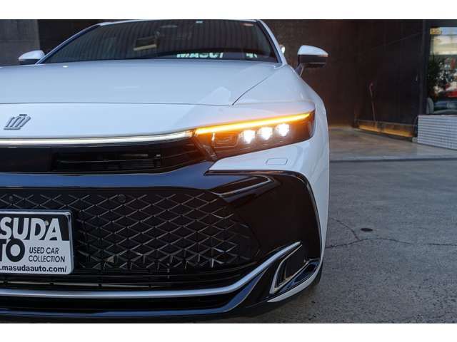 TOYOTA CROWN CROSSOVER 2023