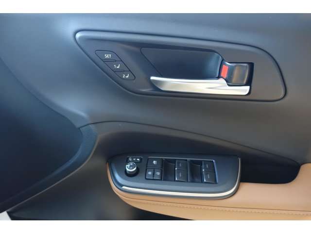 TOYOTA CROWN CROSSOVER 2023