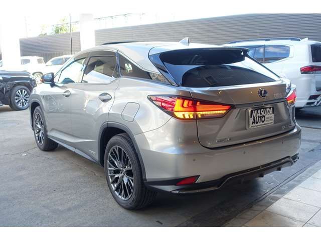 TOYOTA LEXUS RX450h AWD 2022