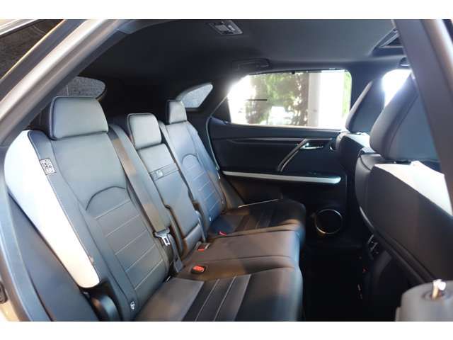 TOYOTA LEXUS RX450h AWD 2022