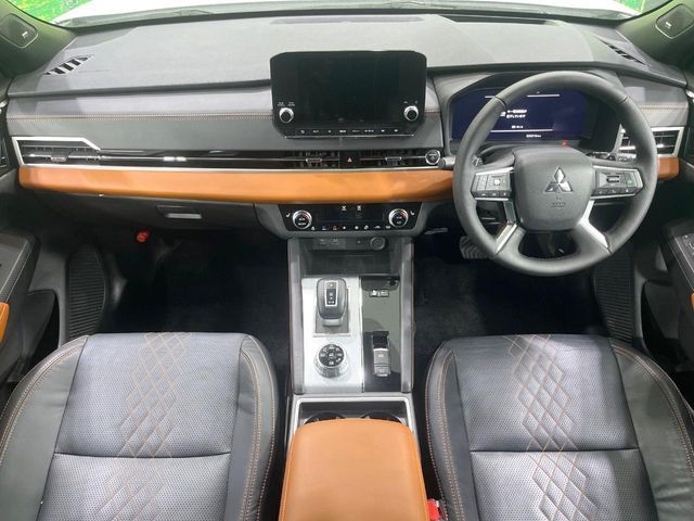 MITSUBISHI OUTLANDER PHEV 2022