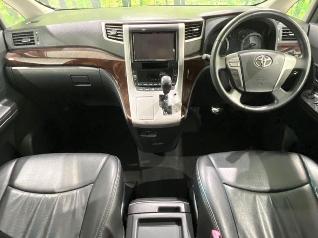TOYOTA VELLFIRE 4WD 2012
