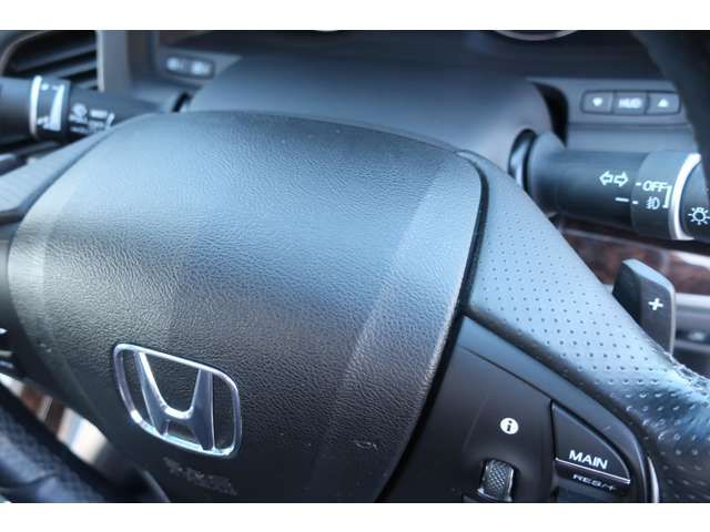 HONDA LEGEND HYBRID 2015