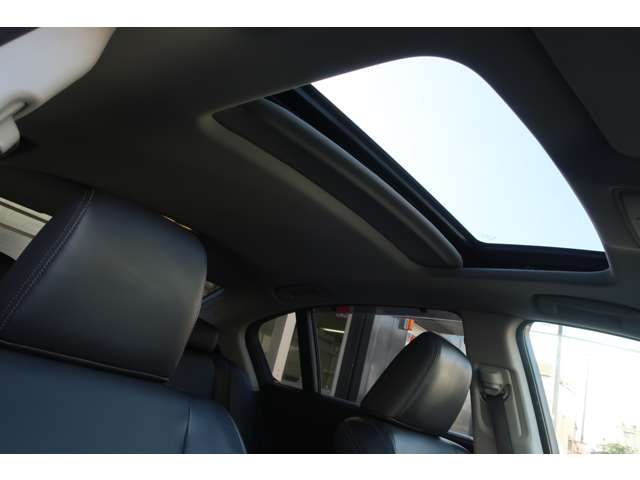 HONDA LEGEND HYBRID 2015