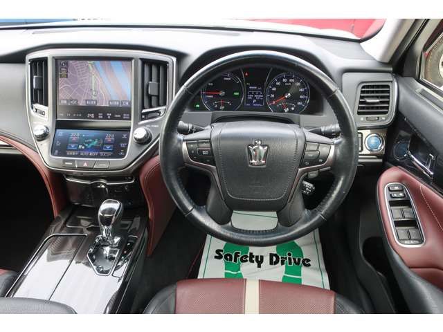 TOYOTA CROWN sedan hybrid 4WD 2014