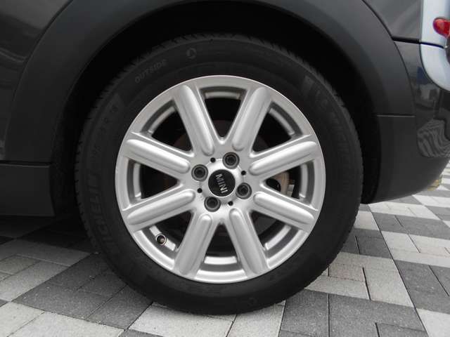 BMW BMW MINI COOPER S CLUBMAN 2011