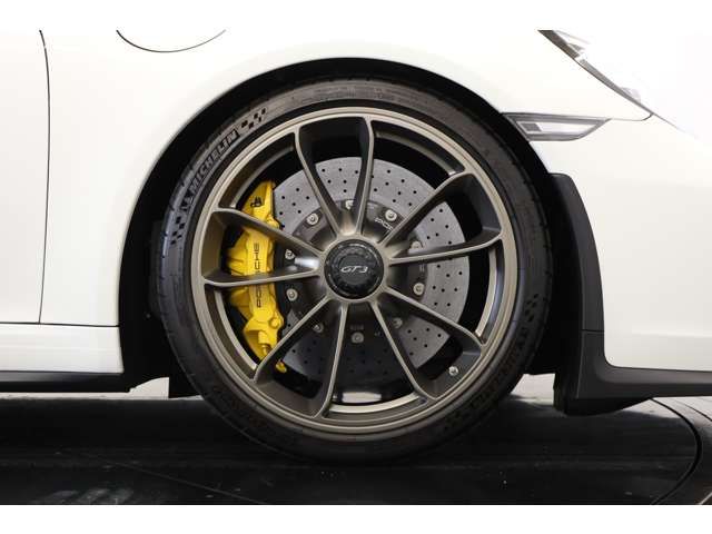 PORSCHE PORSCHE 911 2017