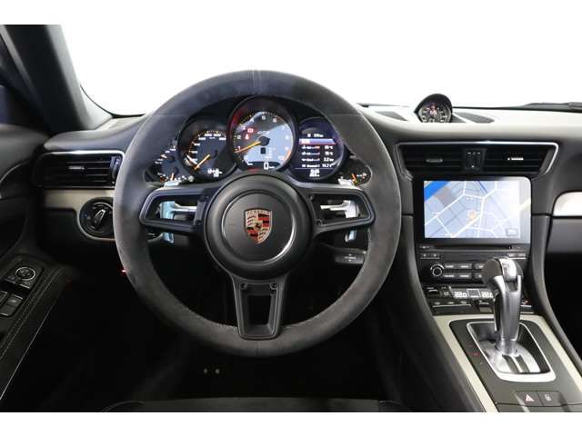 PORSCHE PORSCHE 911 2017