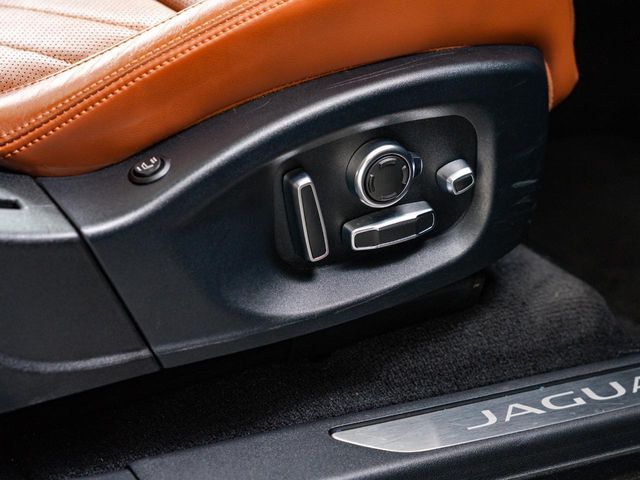 JAGUAR JAGUAR E-PACE 2019