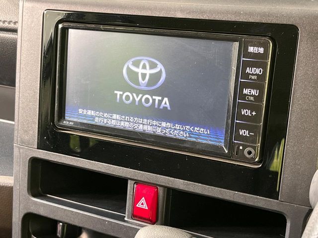 TOYOTA ROOMY 2023