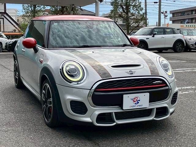 BMW MINI 2019