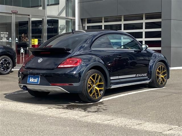 VOLKSWAGEN VOLKSWAGEN The BEETLE 2017