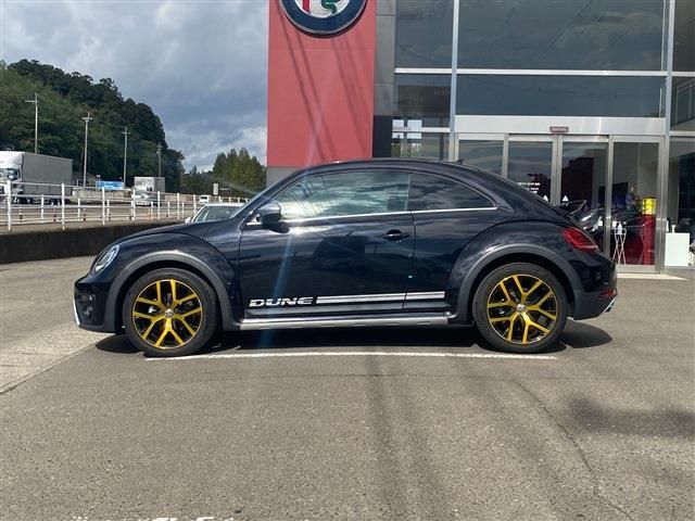 VOLKSWAGEN VOLKSWAGEN The BEETLE 2017