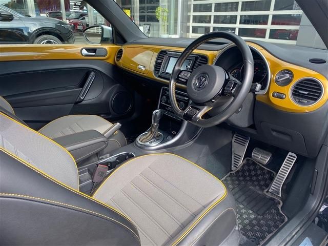 VOLKSWAGEN VOLKSWAGEN The BEETLE 2017