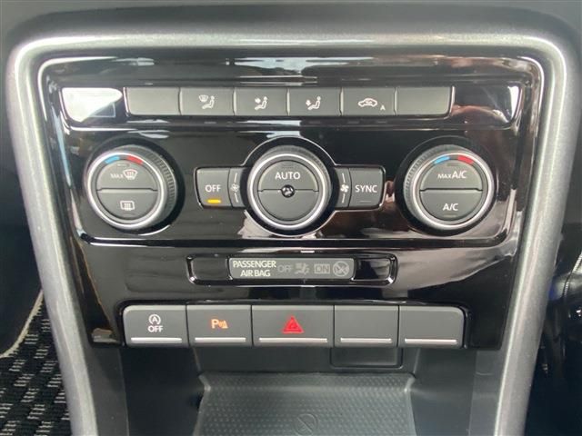 VOLKSWAGEN VOLKSWAGEN The BEETLE 2017