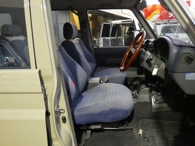 TOYOTA LANDCRUISER PRADO 1994