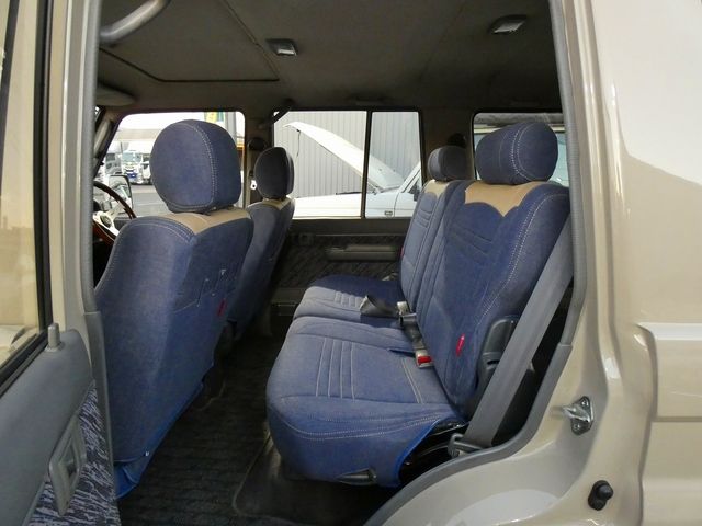 TOYOTA LANDCRUISER PRADO 1994