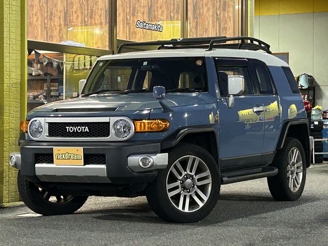 TOYOTA FJ CRUISER 4WD 2016