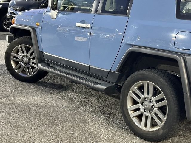 TOYOTA FJ CRUISER 4WD 2016