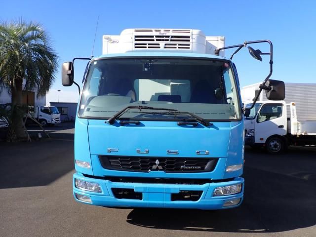 MITSUBISHI FUSOU FIGHTER 2014