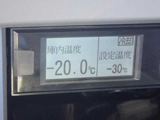 MITSUBISHI FUSOU FIGHTER 2014