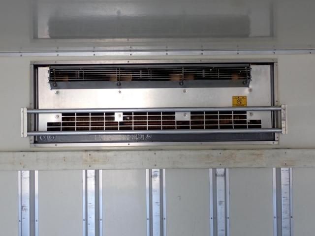 MITSUBISHI FUSOU FIGHTER 2014