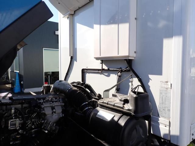 MITSUBISHI FUSOU FIGHTER 2014