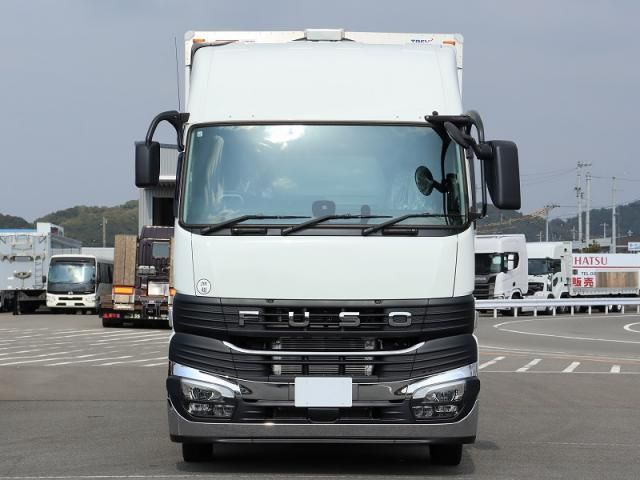 MITSUBISHI FUSOU SUPER GREAT 2025