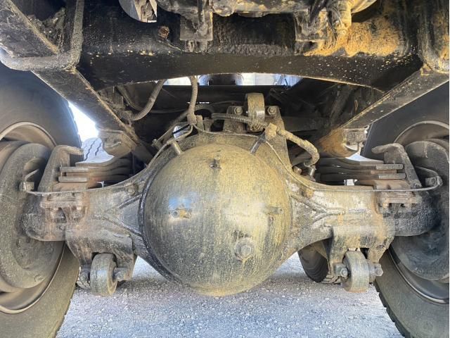 MITSUBISHI FUSOU SUPER GREAT 2015