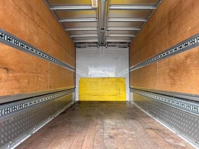 MITSUBISHI CANTER 2020