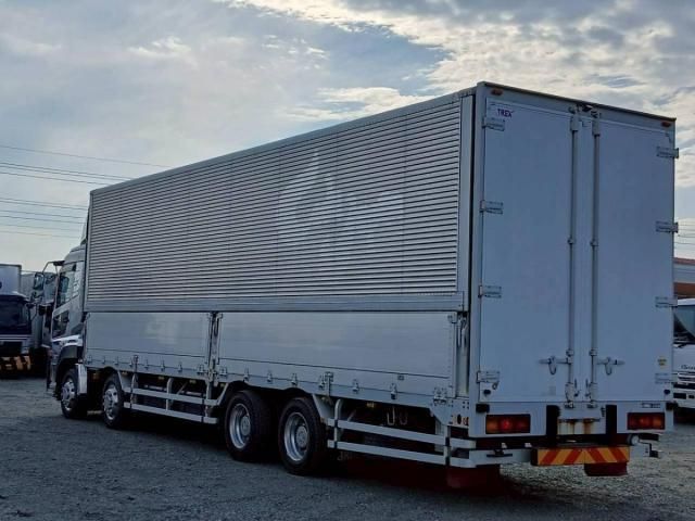 NISSAN DIESEL Quon 2014