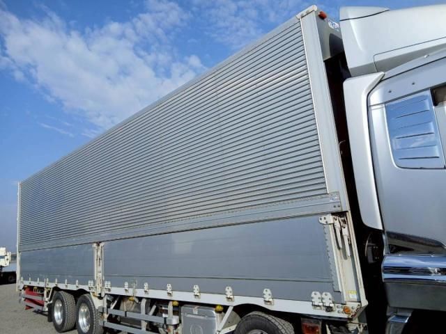 NISSAN DIESEL Quon 2014