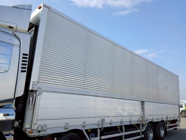 NISSAN DIESEL Quon 2014