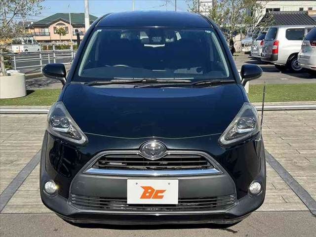 TOYOTA SIENTA 2015