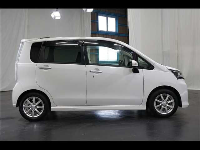 DAIHATSU MOVE CUSTOM 2014