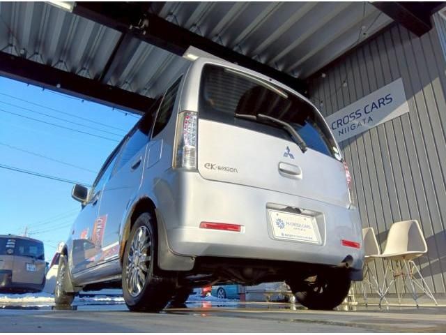 MITSUBISHI eK WAGON 4WD 2011