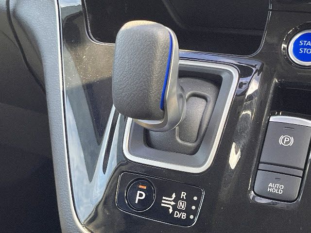 NISSAN SERENA  WG 2021